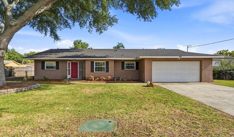 310 KEYSTONE Rd, Auburndale, FL 33823 - 3 Beds, 2 Bath