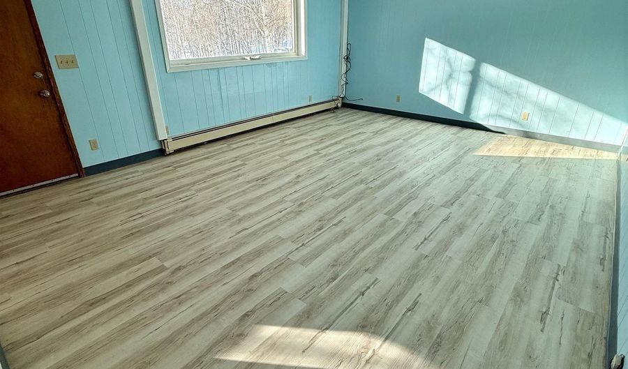 2641 STEESE Hwy Unit 2, Fairbanks, AK 99712 - 2 Beds, 1 Bath