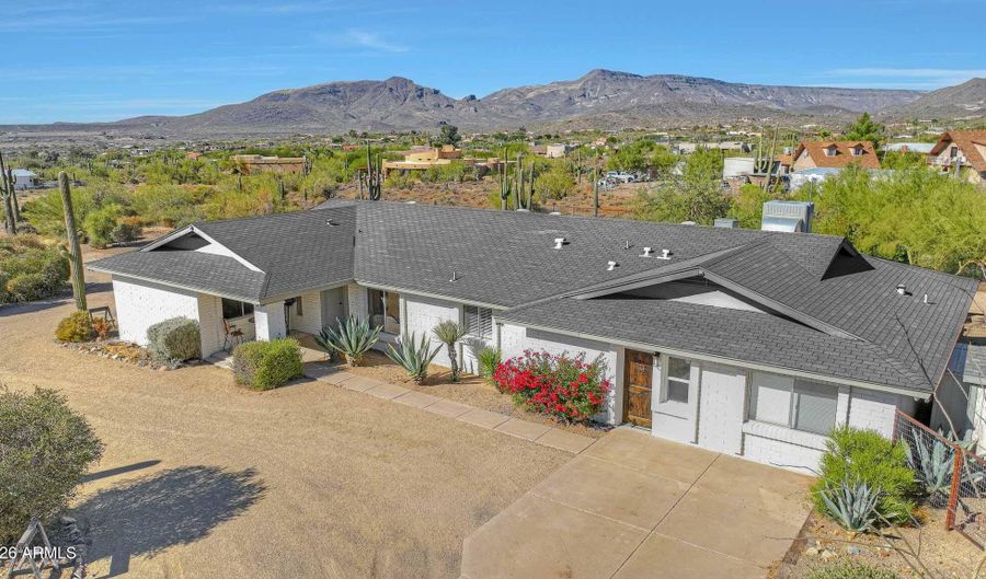 6914 E Highland Rd, Cave Creek, AZ 85331 - 3 Beds, 2 Bath