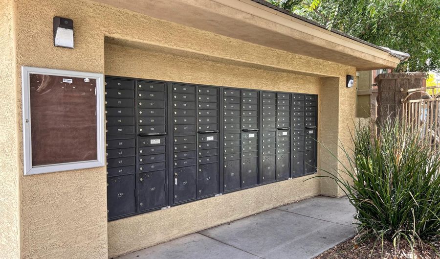 900 S 94TH St 1135, Chandler, AZ 85224 - 2 Beds, 3 Bath