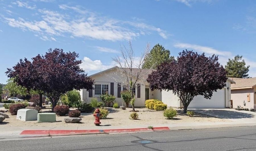 967 Julia Ln, Fernley, NV 89408 - 3 Beds, 2 Bath