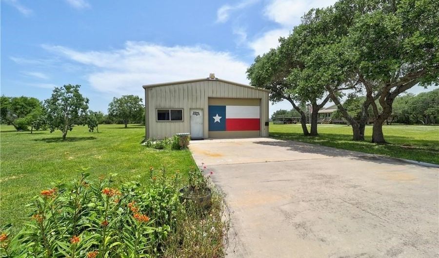 855 Jacoby, Aransas Pass, TX 78336 - 4 Beds, 2 Bath