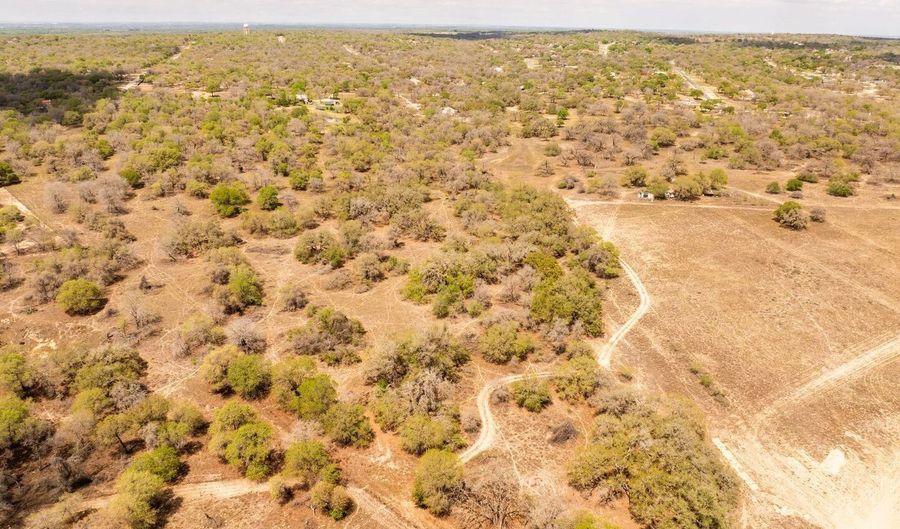 61 ACRES Crescent Rdg, Adkins, TX 78101 - 4 Beds, 3 Bath
