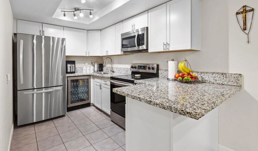 1817 E Grand Ave 63, Escondido, CA 92027 - 3 Beds, 2 Bath