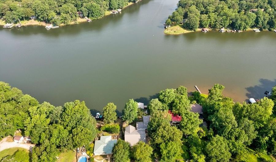 579 Snow Lake Dr, Ashland, MS 38603 - 3 Beds, 4 Bath
