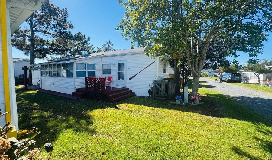 39997 N CROPPERS Cir, Fenwick Island, DE 19944 - 2 Beds, 1 Bath