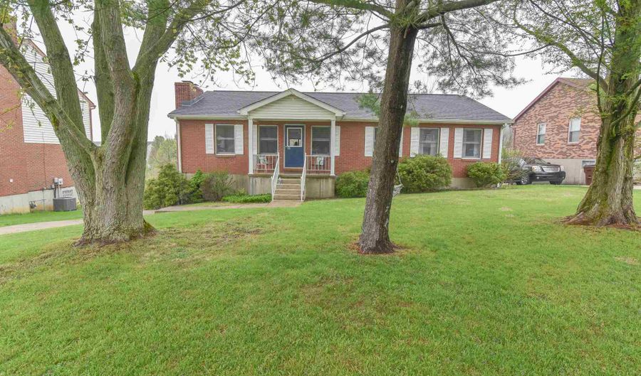 2887 Damascus Rd, Hebron, KY 41048 - 3 Beds, 3 Bath