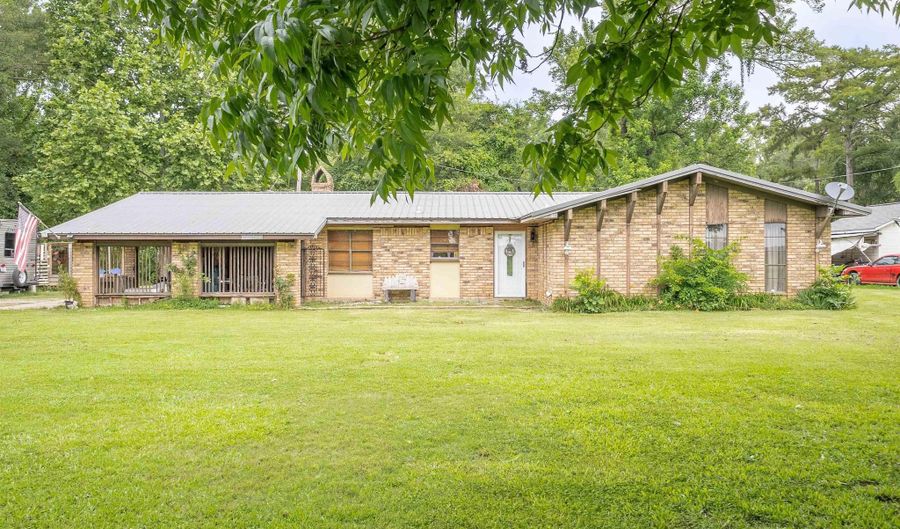 3889 ANDERSON Rd, Bastrop, LA 71220 - 3 Beds, 2 Bath