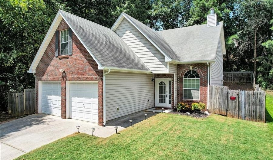 306 Bonnes Dr, Austell, GA 30168 - 4 Beds, 3 Bath