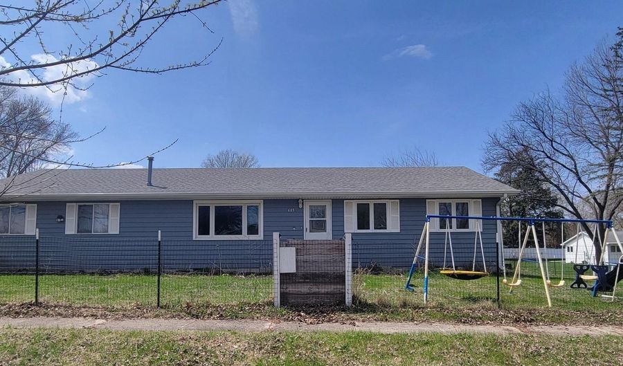 605 N Lantry St, Algona, IA 50511 - 3 Beds, 2 Bath
