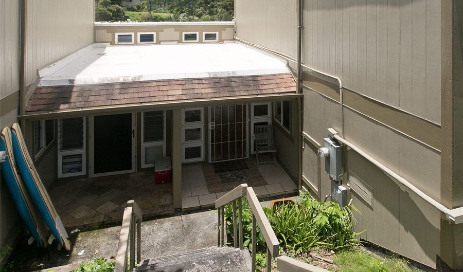 44-365 Nilu St 108, Kaneohe, HI 96744 - 3 Beds, 2 Bath