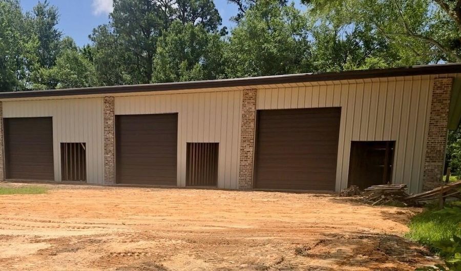 14313 Cullen St, Biloxi, MS 39532 - 1 Beds, 0 Bath