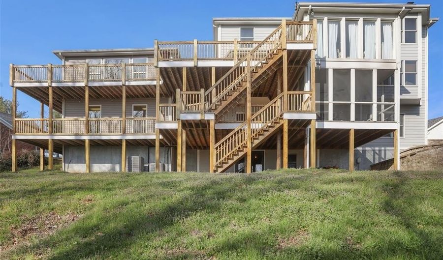 6 River Bluff Ct, Augusta, MO 63332 - 5 Beds, 5 Bath