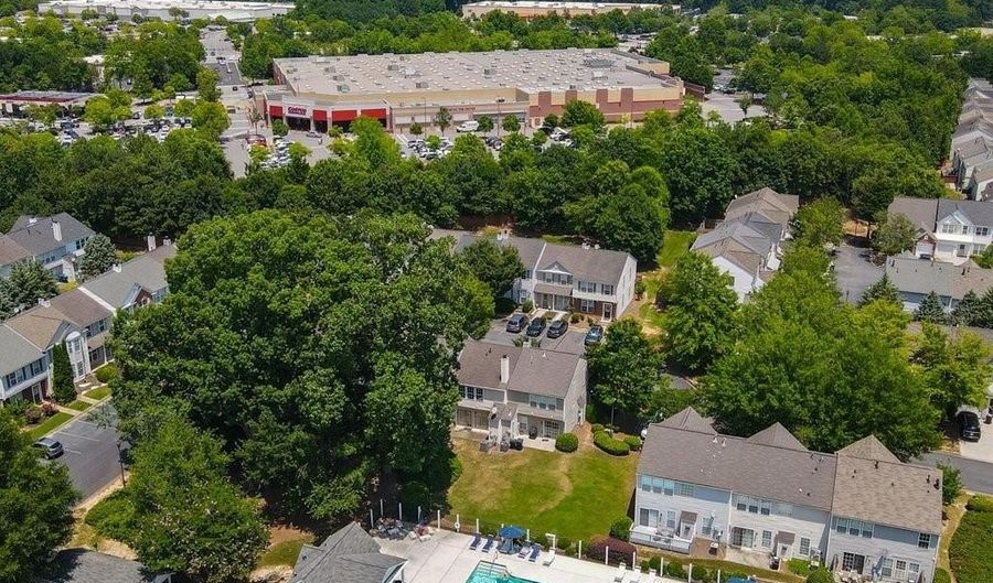 2745 Ashleigh Ln, Alpharetta, GA 30004 - 3 Beds, 3 Bath