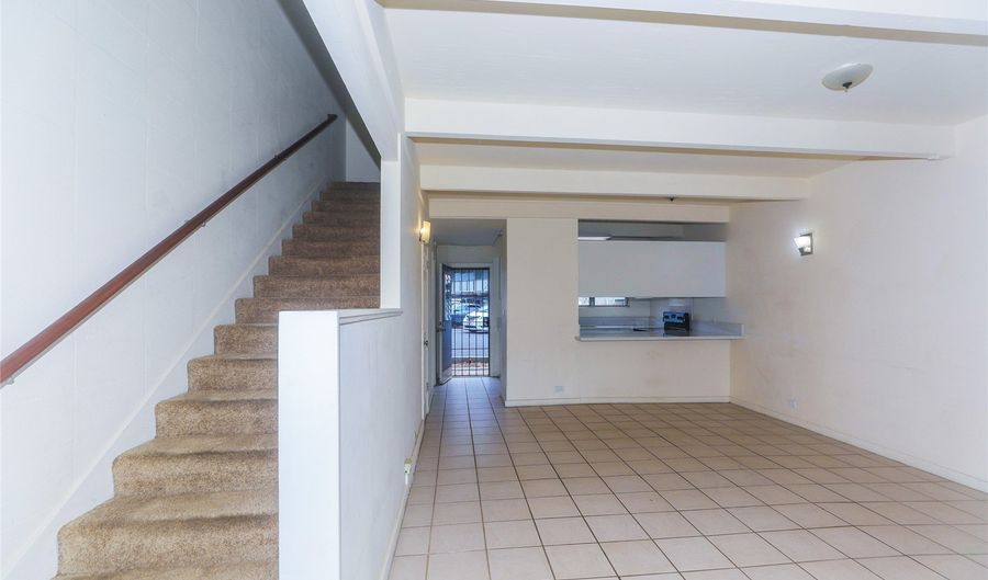 4202 Keanu St 4, Honolulu, HI 96816 - 2 Beds, 1 Bath