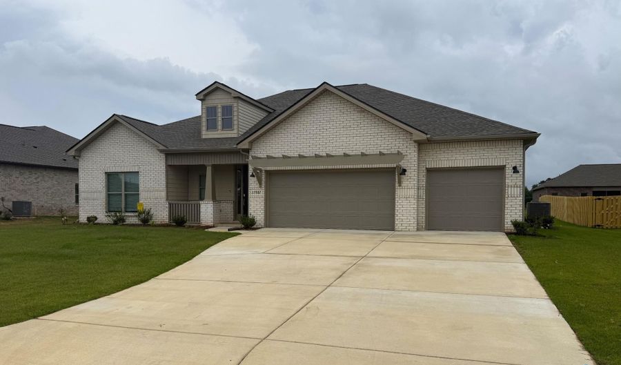 22882 Ansley Dr, Athens, AL 35613 - 4 Beds, 3 Bath