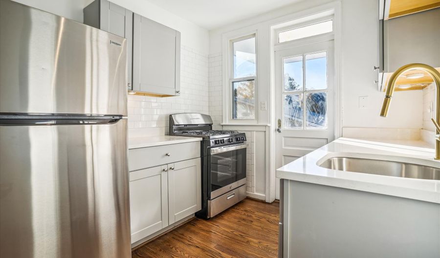 2502 LANGSTON Blvd 3, Arlington, VA 22201 - 1 Beds, 1 Bath