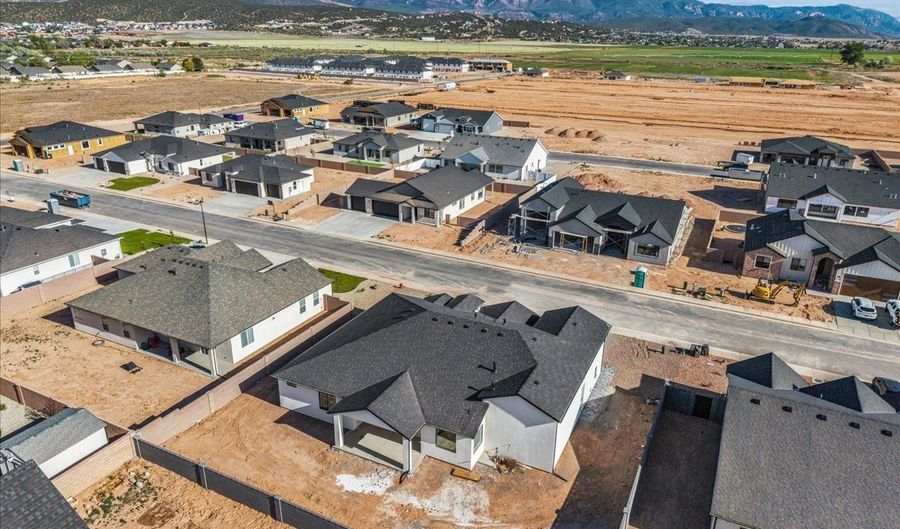 4454 W 150 N, Cedar City, UT 84721 - 4 Beds, 25 Bath
