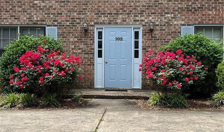 102 Barrington Dr 1, Athens, GA 30605 - 2 Beds, 2 Bath