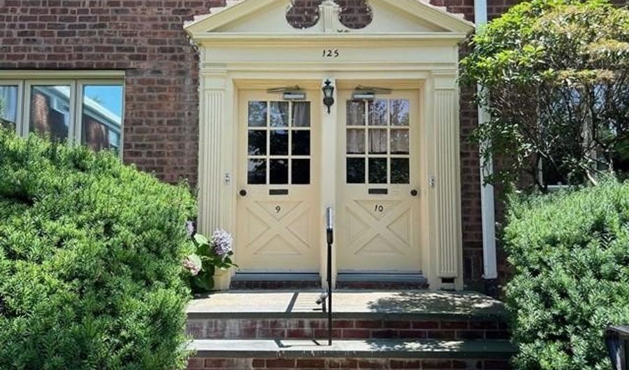 125 E Clinton 10B, Bergenfield, NJ 07621 - 1 Beds, 1 Bath