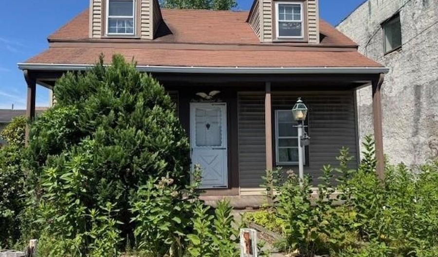 1002 Charles St, North Providence, RI 02904 - 3 Beds, 2 Bath