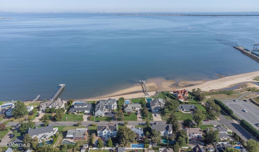 7 Harbor View Dr, Atlantic Highlands, NJ 07716 - 4 Beds, 2 Bath