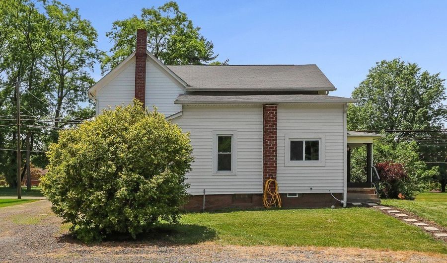 3936 S Union Ave, Alliance, OH 44601 - 3 Beds, 2 Bath