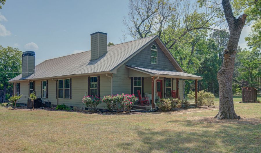 198 Matbeth Rd, Barnesville, GA 30204 - 3 Beds, 2 Bath