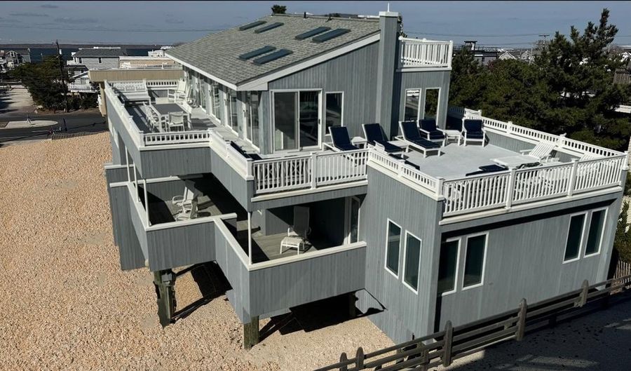1039- B LONG BEACH Blvd, Beach Haven, NJ 08008 - 4 Beds, 4 Bath
