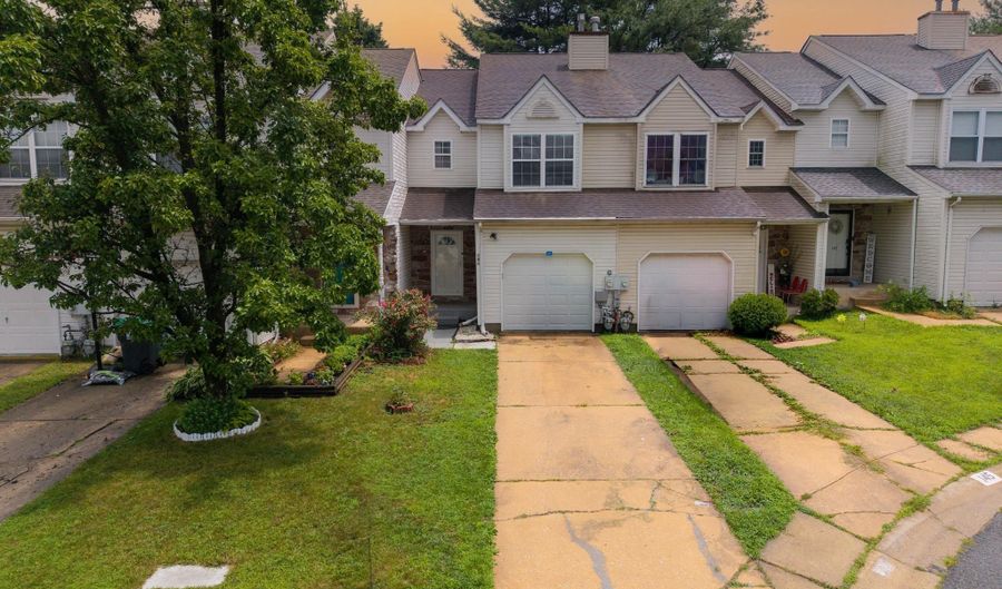 143 MENDEL Ct, Bear, DE 19701 - 3 Beds, 3 Bath