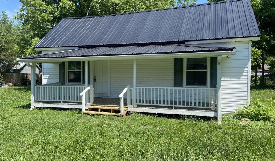 1 E 4th St, Aragon, GA 30104 - 2 Beds, 1 Bath