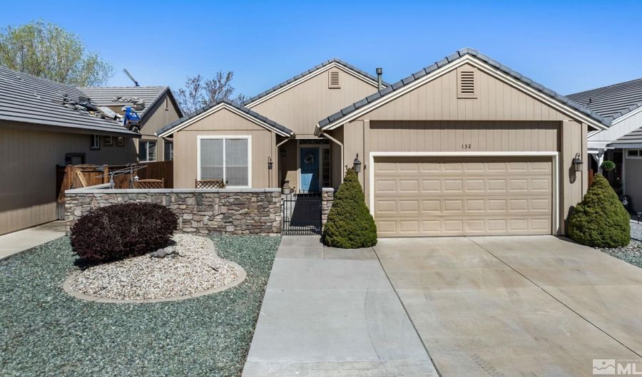 132 Sawgrass Ln, Dayton, NV 89403 - 2 Beds, 2 Bath