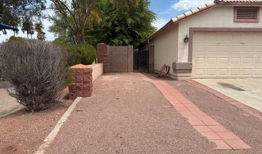 11596 W HUBBELL St, Avondale, AZ 85392 - 3 Beds, 2 Bath