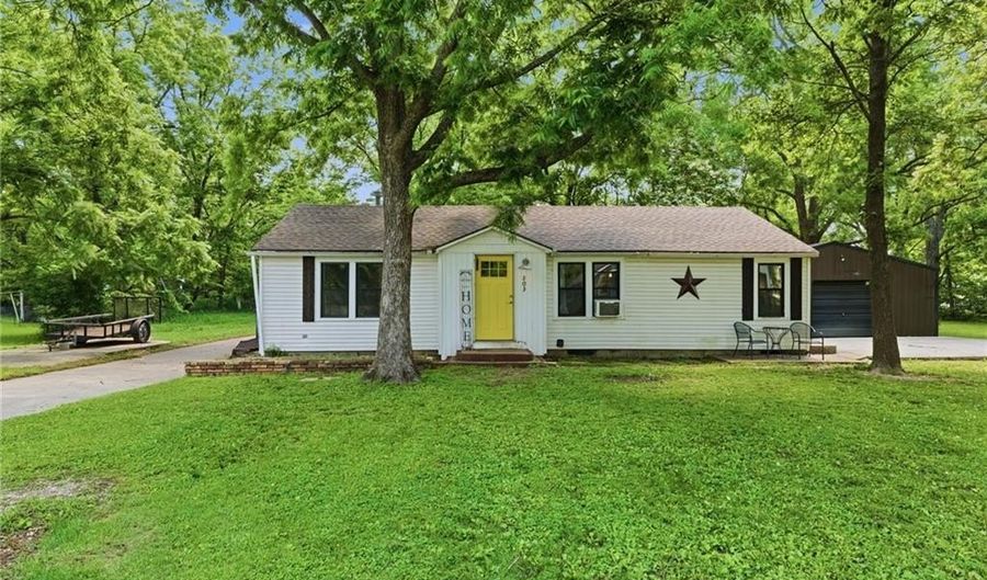 203 S Ohio St, Archie, MO 64725 - 2 Beds, 1 Bath
