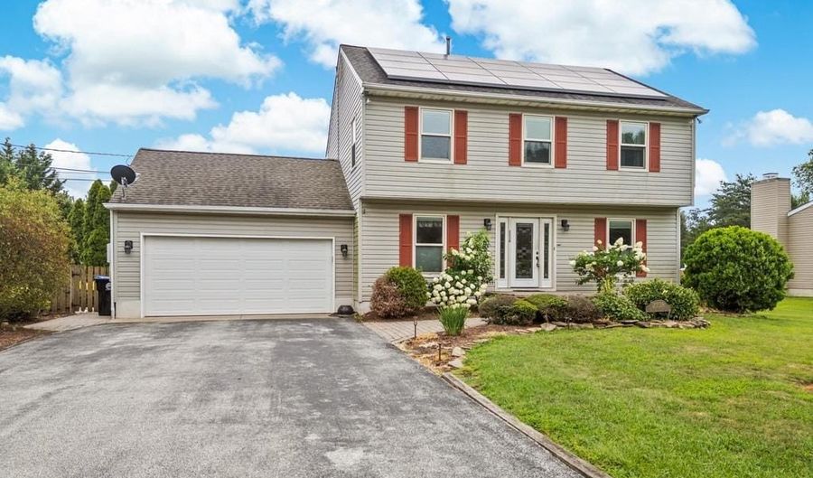 2238 GENNESSEE Ave, Atco, NJ 08004 - 4 Beds, 4 Bath