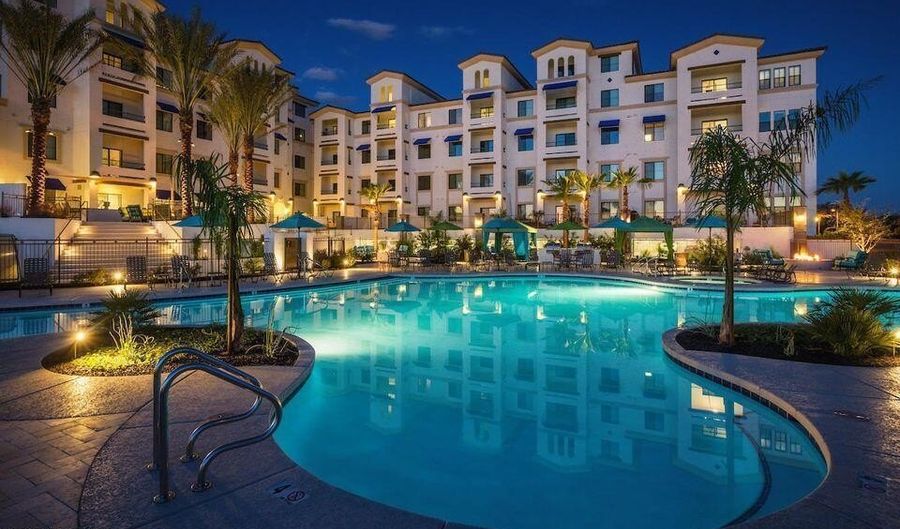 2511 W QUEEN CREEK Rd 223, Chandler, AZ 85248 - 1 Beds, 2 Bath