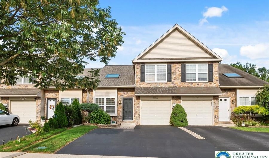 5502 Tanglewood Ln, Allentown, PA 18106 - 3 Beds, 3 Bath