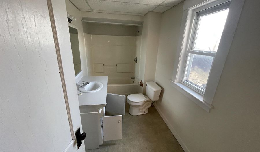 635 Hillsboro St, Berlin, NH 03570 - 0 Beds, 0 Bath