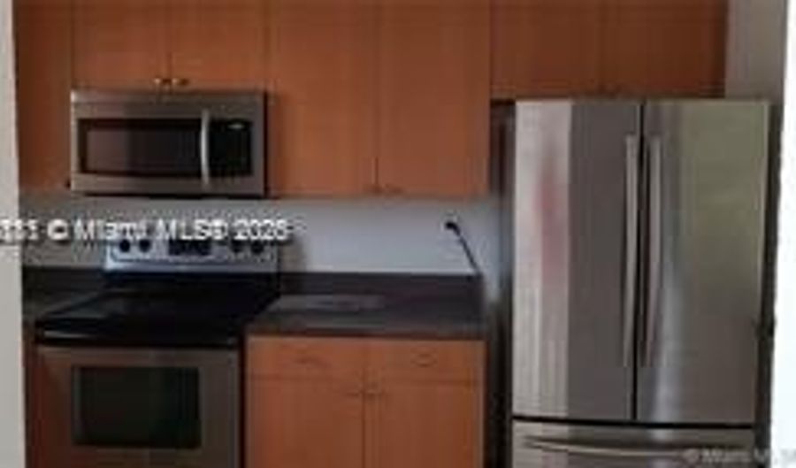 4751 NW 9th Dr 4751, Plantation, FL 33317 - 1 Beds, 1 Bath