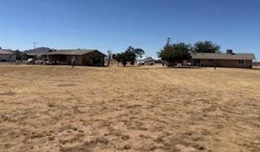 16766 Walpi, Apple Valley, CA 92307 - 4 Beds, 3 Bath