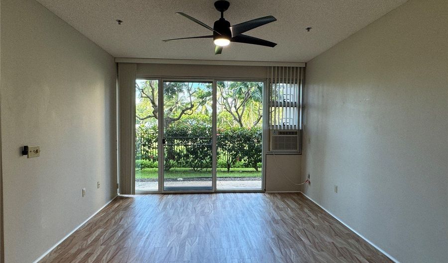 3009 Ala Makahala Pl 109, Honolulu, HI 96818 - 1 Beds, 1 Bath