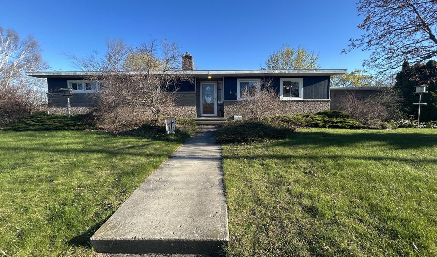 126 Garfield St, Alpena, MI 49707 - 3 Beds, 3 Bath