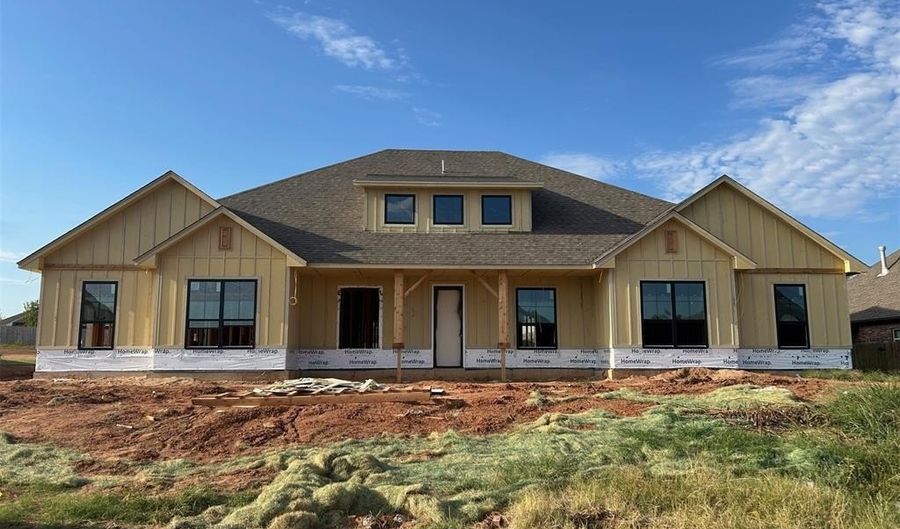 10140 NW 100th St, Yukon, OK 73099 - 4 Beds, 4 Bath
