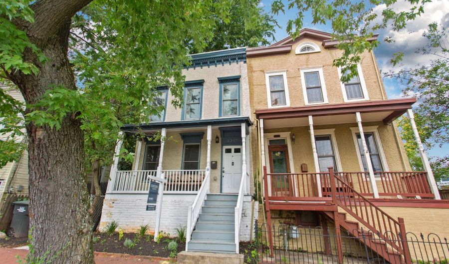 2217 14TH St SE, Washington, DC 20020 - 3 Beds, 3 Bath