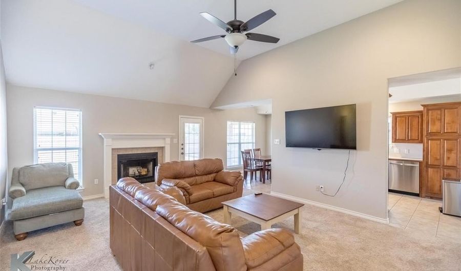 6670 Picadilly St, Abilene, TX 79606 - 4 Beds, 2 Bath