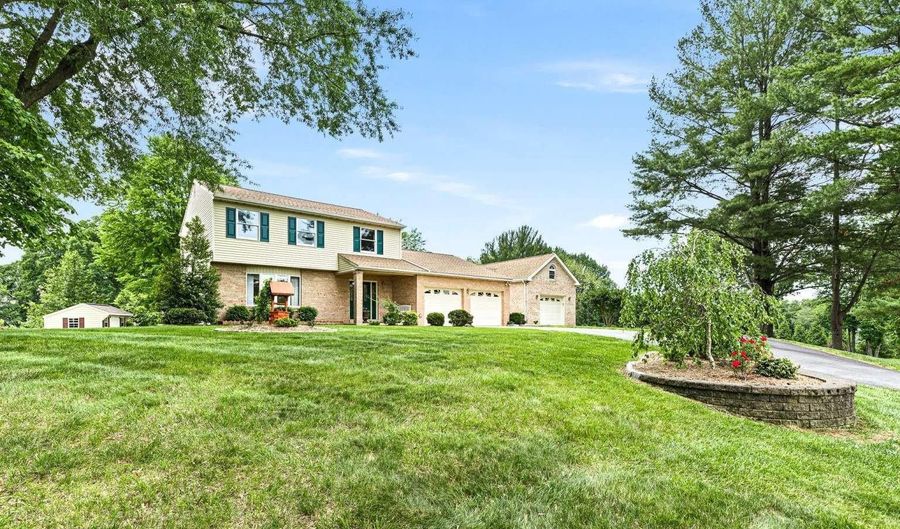 536 DAWSON Trak, Hockessin, DE 19707 - 4 Beds, 4 Bath