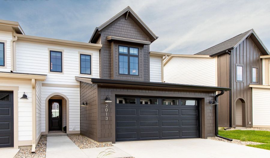 2017 Lacey Dr, Ames, IA 50010 - 3 Beds, 3 Bath