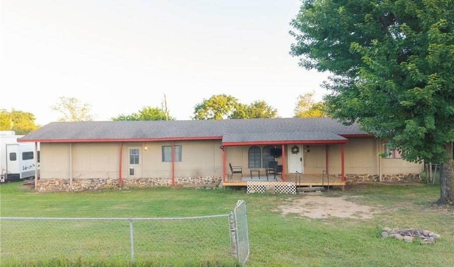 517 Hidden Oaks Rd, Alma, AR 72921 - 3 Beds, 2 Bath