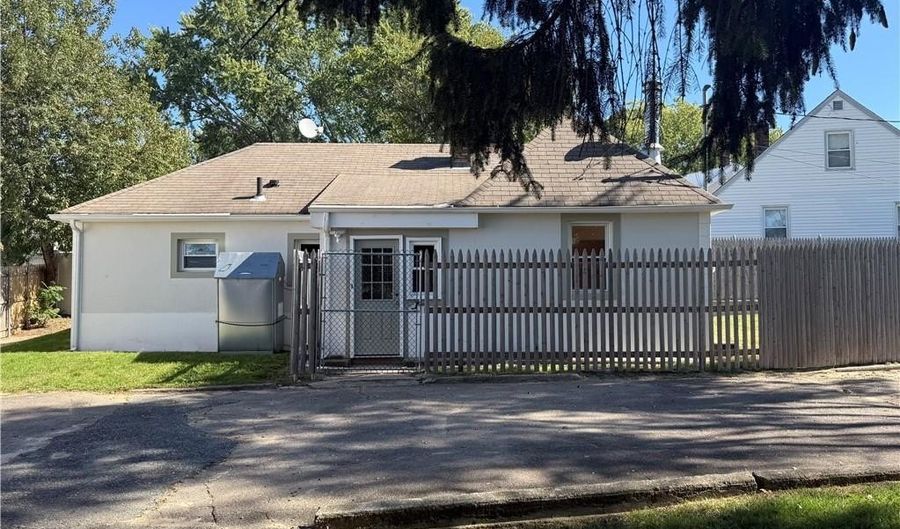 1 Oliver St, North Providence, RI 02904 - 1 Beds, 1 Bath