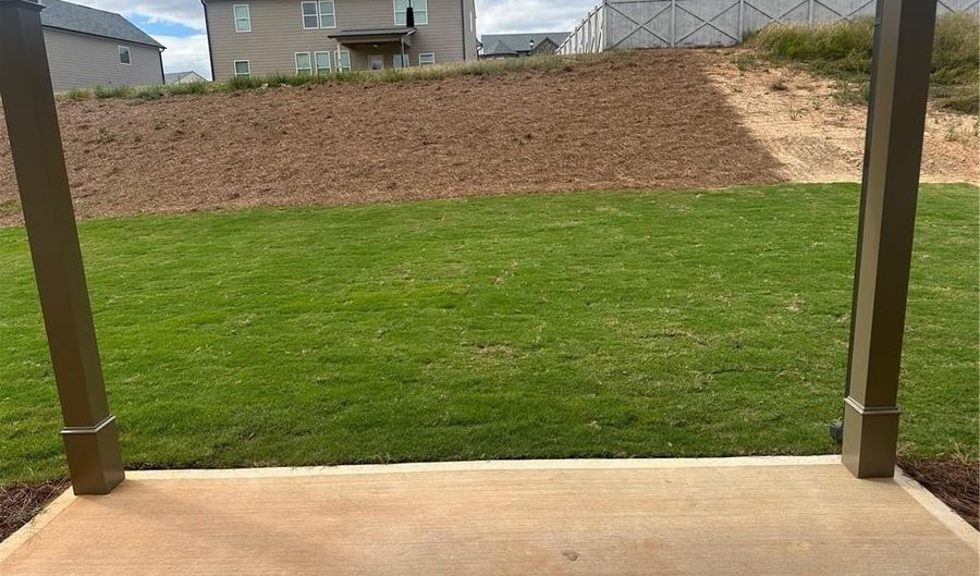 315 Rodeo Dr, Auburn, GA 30011 - 4 Beds, 2 Bath